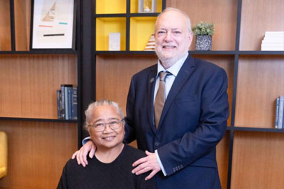 Michael Goldman ’76 and Sally Pasion. Link to their story